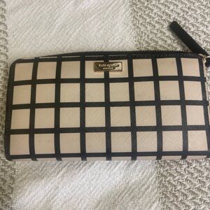 Kate Spade Black and Gold Wallet
